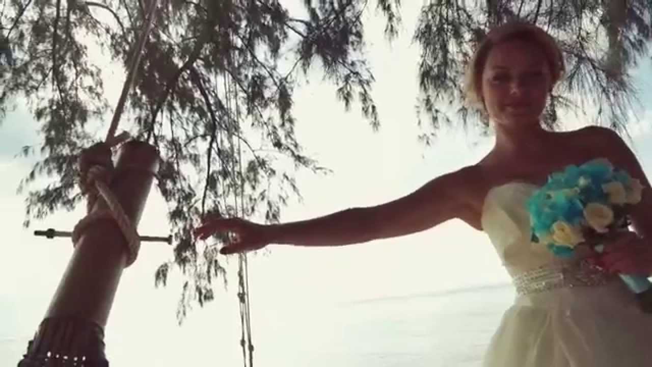 I&V 海灘上的歐式婚禮儀式。