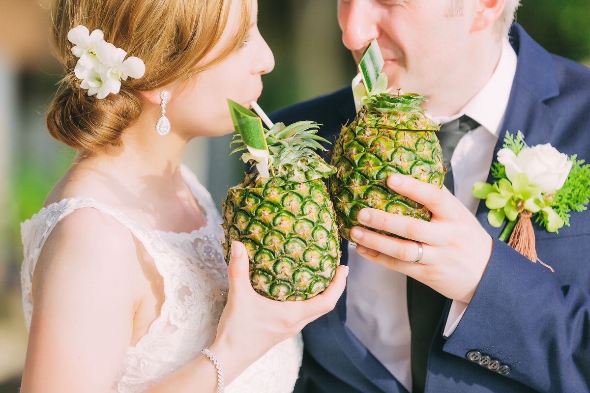 Fotografin in Thailand Anastasia Fedotova Eine Fotosession auf Samui ist eine Gelegenheit, die schönsten Momente Ihres Urlaubs vor der Kulisse der tropischen Natur festzuhalten. Unser professioneller Fotograf hilft Ihnen dabei, einzigartige Fotos zu erstellen, die Ihre Persönlichkeit und Emotionen widerspiegeln.