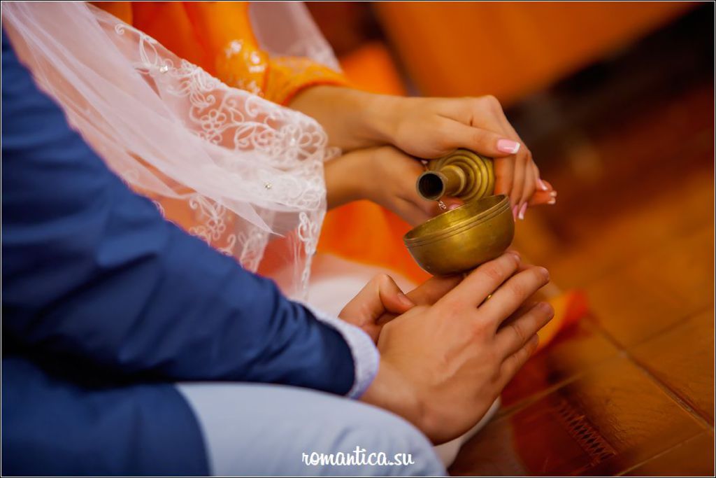 The islands of Koh Kood and Koh Mak are some of the most picturesque places in Thailand. Here, an atmosphere of privacy, peace and natural beauty reigns. Azure waters, white sand beaches, dense mangrove forests and majestic waterfalls create ideal conditions for a professional photo shoot.